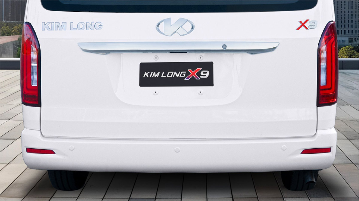 Mâm hợp kim nhôm đa chấu Kim Long X9 – lốp Michelin 215/75R16C